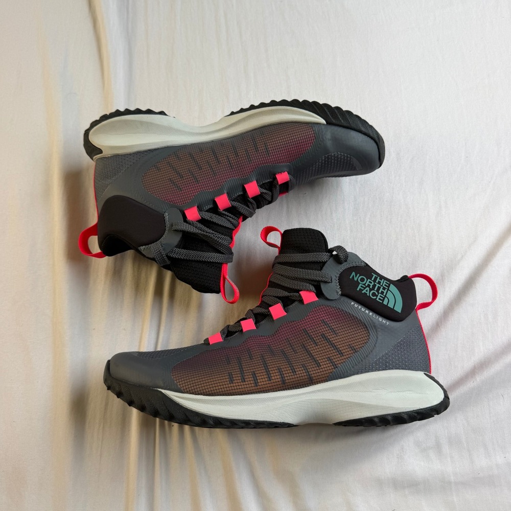The North Face Wayroute Futurelight Hiking Boots Grey Pink Men 10 Gorpcore